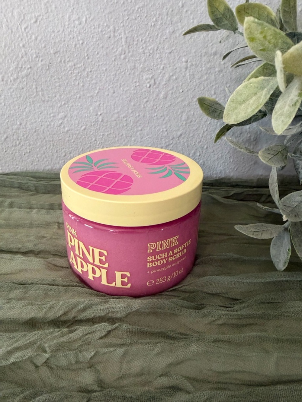 PINK Victoria's Secret Pineapple Body Scrub
